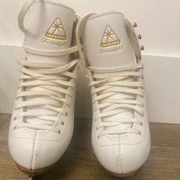 Freestyle Youth Skates by Jackson size 11B - Picture 1 of 4